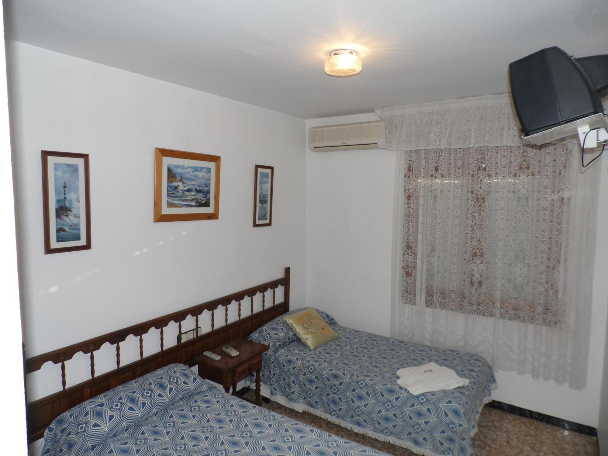 Hostal Roca Fayón Δωμάτιο φωτογραφία
