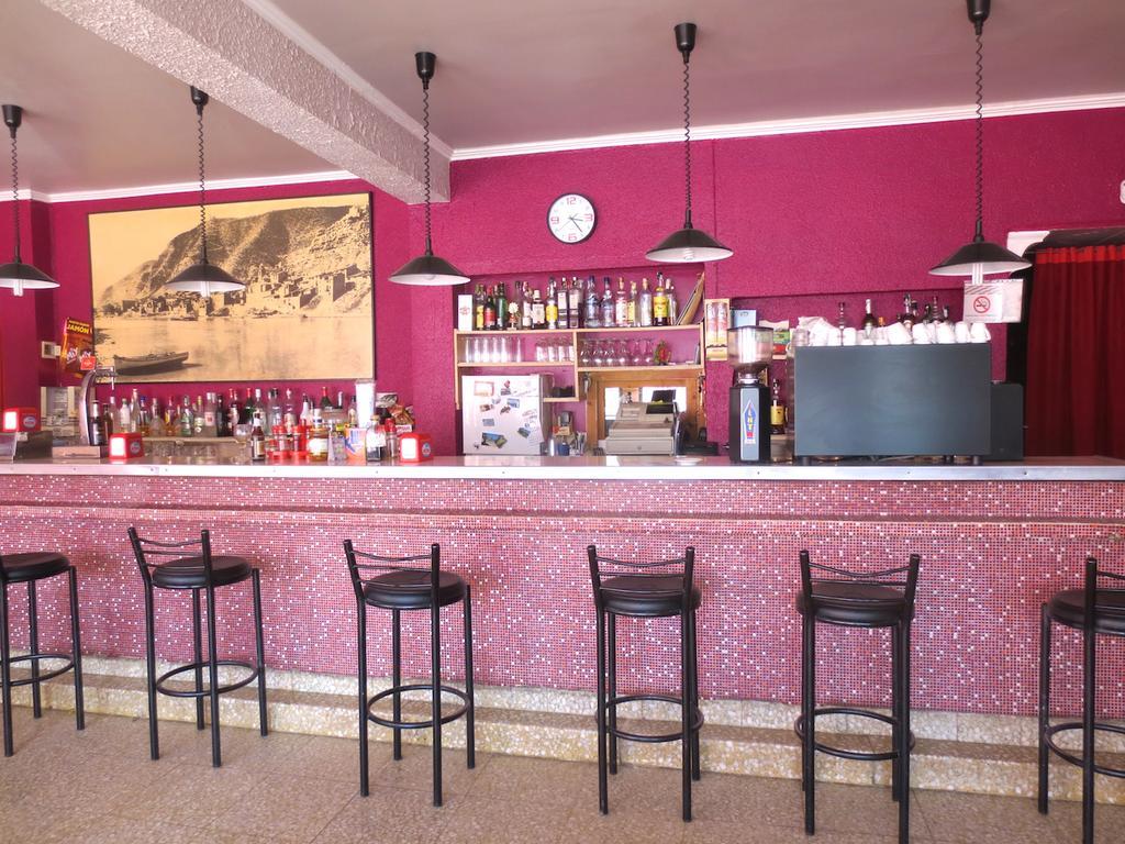Hostal Roca Fayón Εξωτερικό φωτογραφία