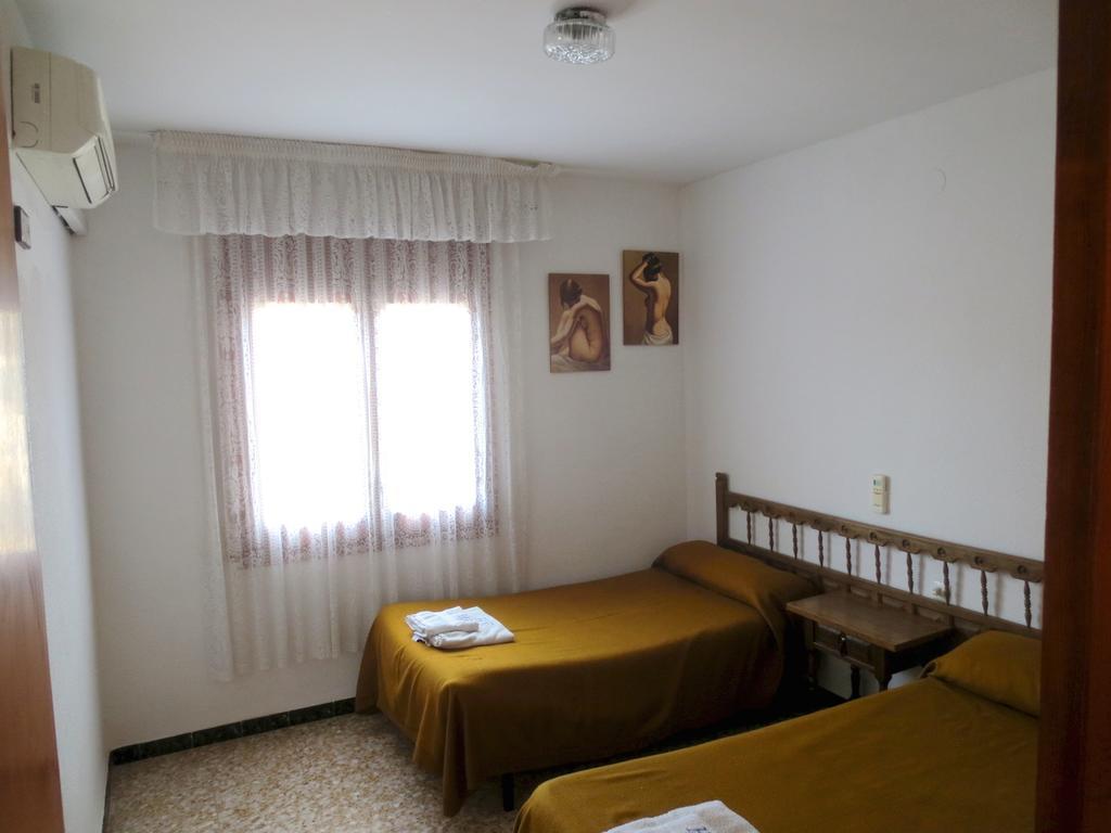 Hostal Roca Fayón Εξωτερικό φωτογραφία