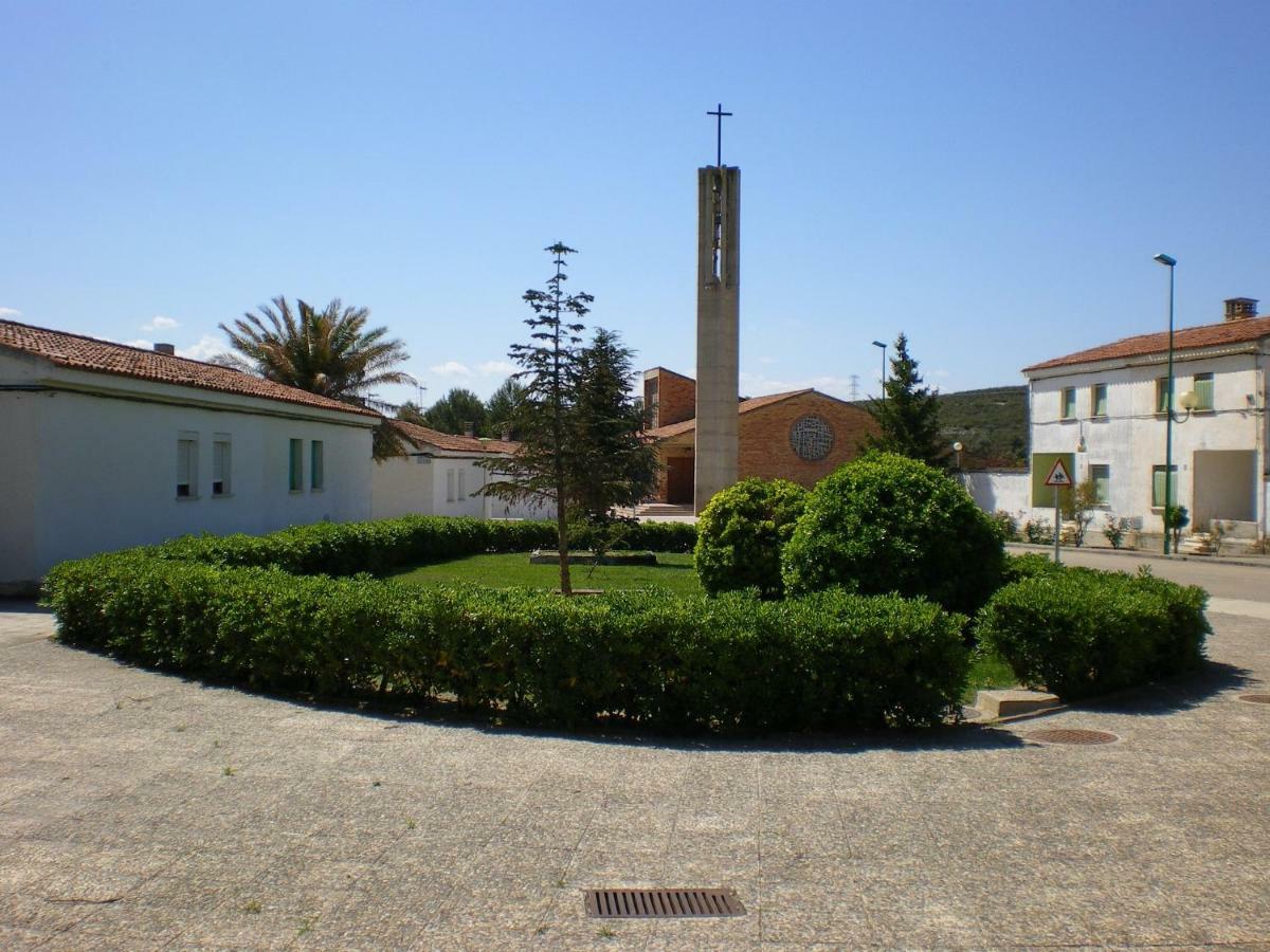 Hostal Roca Fayón Εξωτερικό φωτογραφία